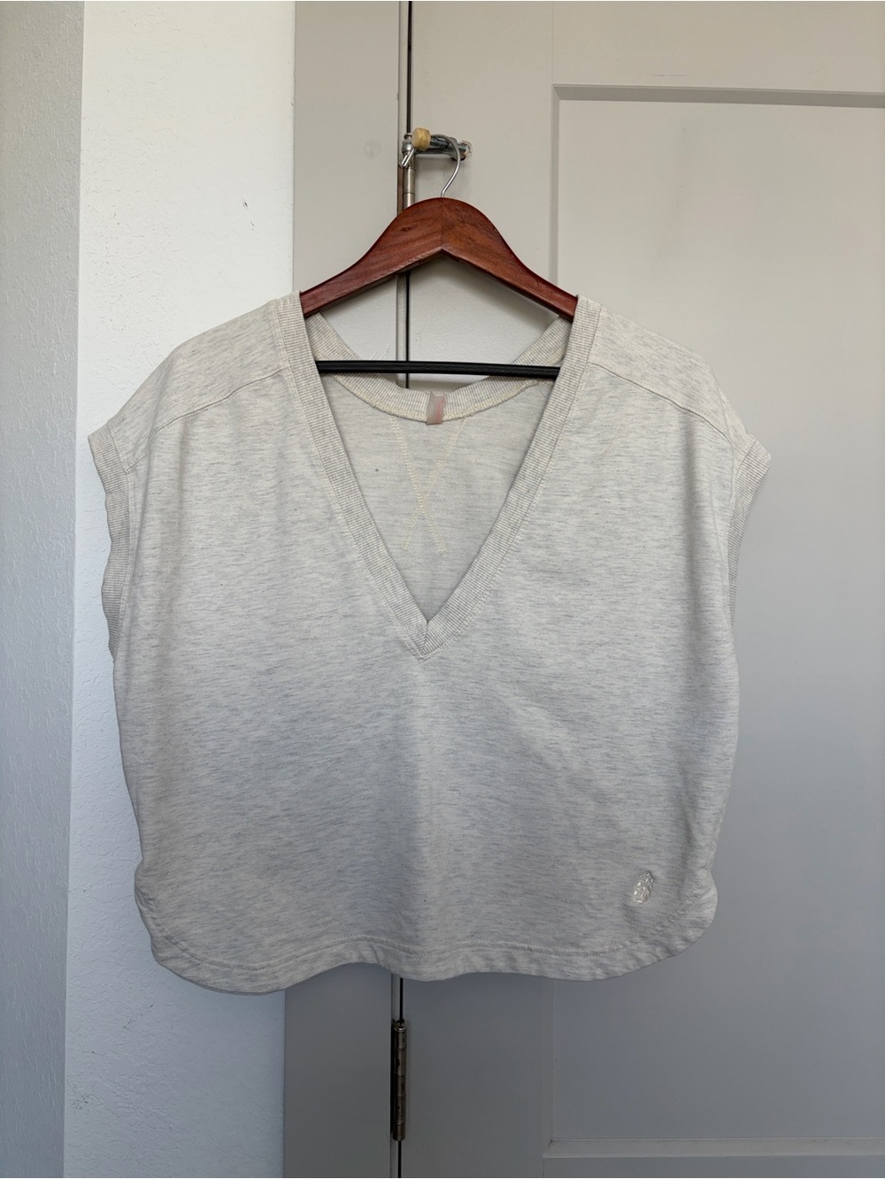FP MOVEMENT NOTHING BUT SWEATS REVERSIBLE TOP OATMEAL LARGE WOMEN’S SMALL